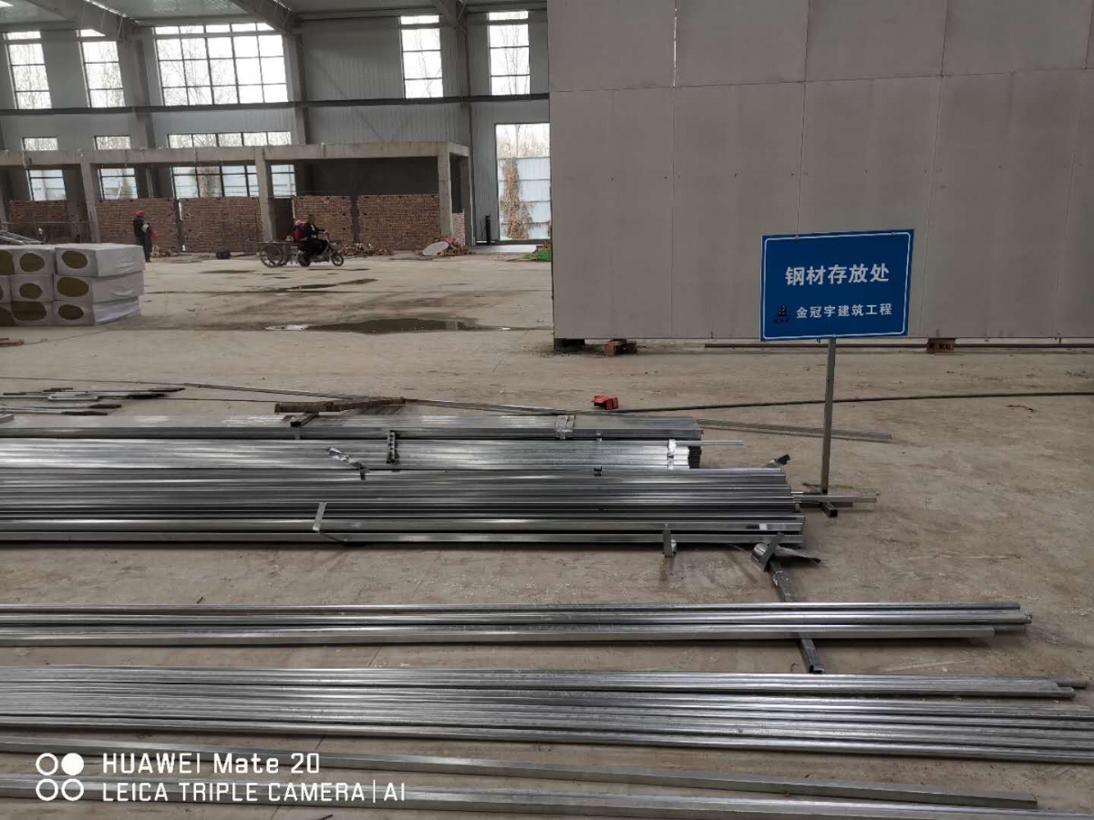 山東鋼結(jié)構(gòu)廠家：建造鋼結(jié)構(gòu)廠房需要多少錢？